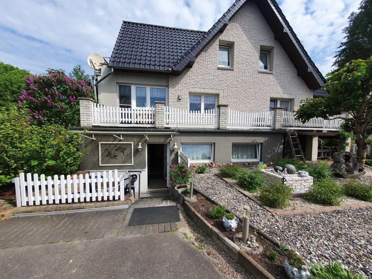 Ferienwohnung Sonnenschein Sagard Exterior photo